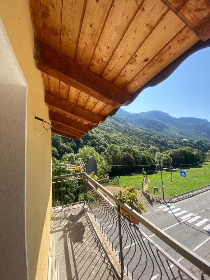 Home Cervino Apartments Antey-Saint-André Buitenkant foto